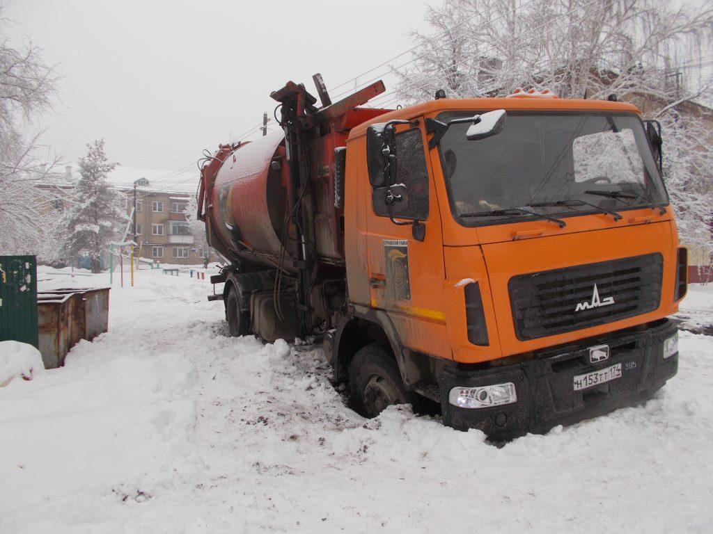 Циклон принёс массу неприятностей жителям и коммунальщикам Коркинского района