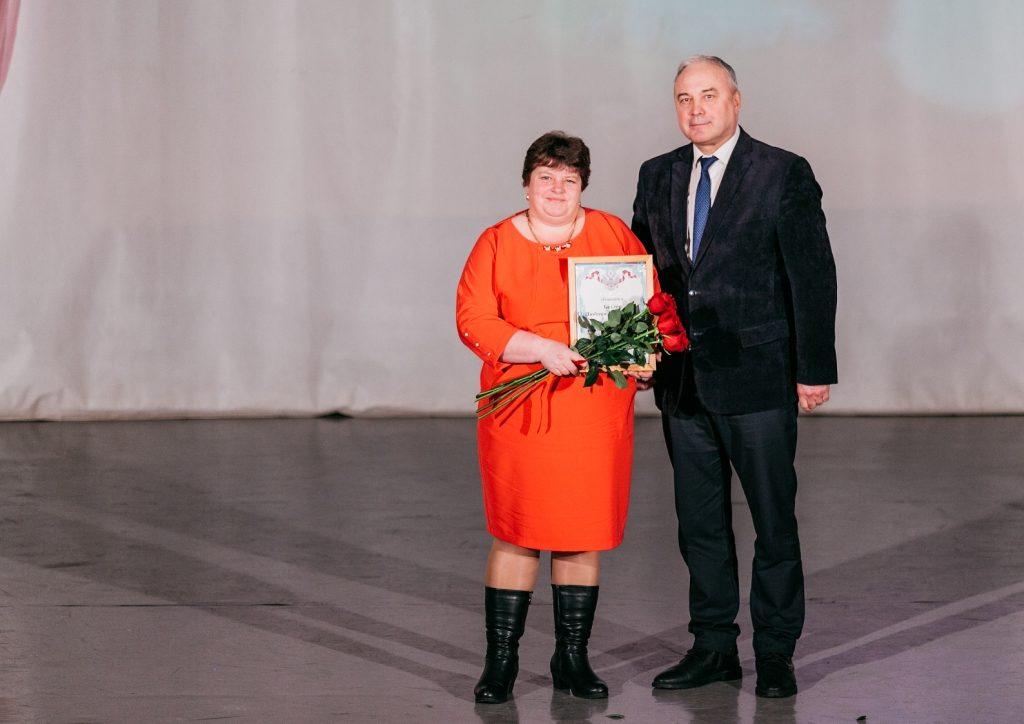 В Коркинском районе получили награды женщины разных профессий