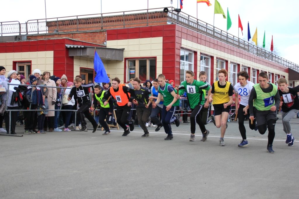 В Коркинском районе 69-я легкоатлетическая эстафета собрала около 800 участников