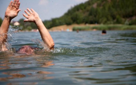 Купание на озере Сызги в Первомайском закончилось трагедией – мужчина утонул