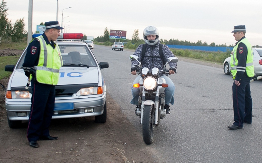 Послезавтра на дорогах Коркинского района начнут проверять мотоциклистов