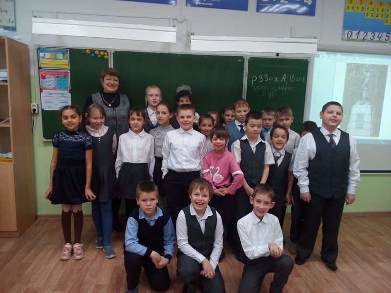 Коркинские полицейские рассказали школьникам о Дне героев Отечества