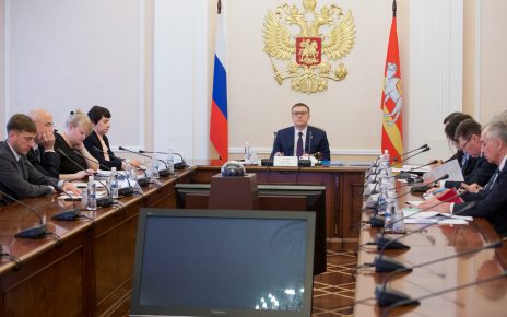 Губернатор доложил полпреду о соблюдении социальных гарантий работников Южного Урала
