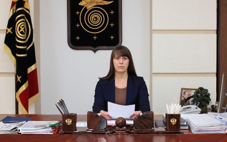 Глава района Наталья Лощинина просит коркинцев серьёзно отнестись к принимаемым мерам по самоизоляции