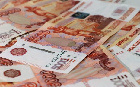 Коркинские полицейские нашли продавца, присвоившего себе более 10 тысяч рублей