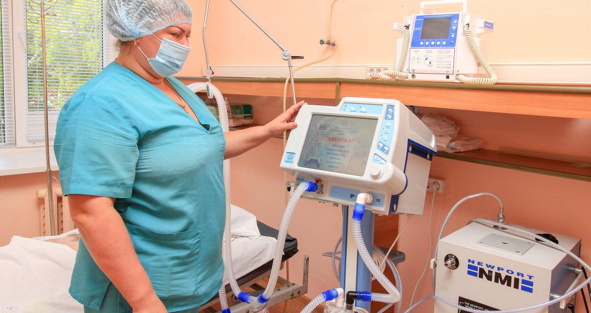 Благодаря губернатору в коркинскую больницу доставили два аппарата ИВЛ