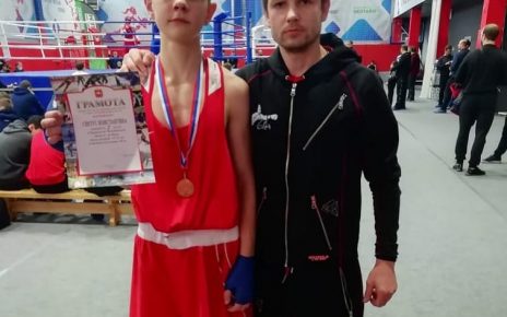 Коркинец Константин Светус выиграл первенство области по боксу