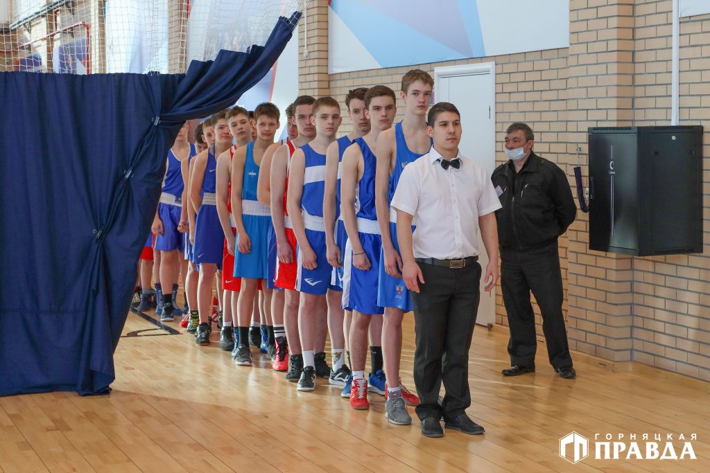 В Коркино в ФОКе РМК началось первенство Челябинской области по боксу среди юношей