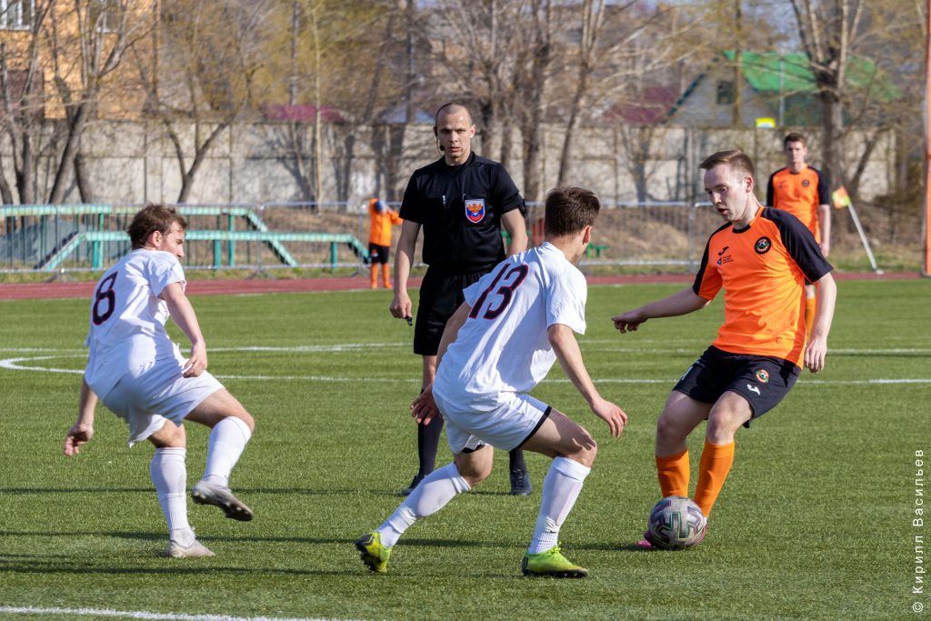 Коркинский «Шахтёр» удачно сыграл первый домашний матч первенства России