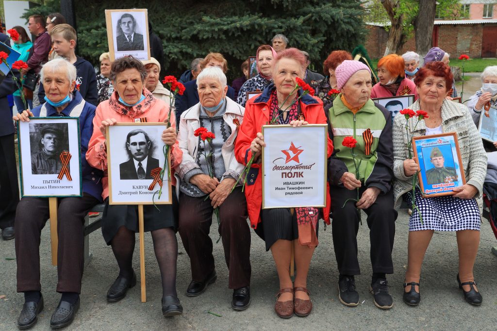 Коркинцы отмечают 76-ю годовщину Победы в Великой Отечественной войне