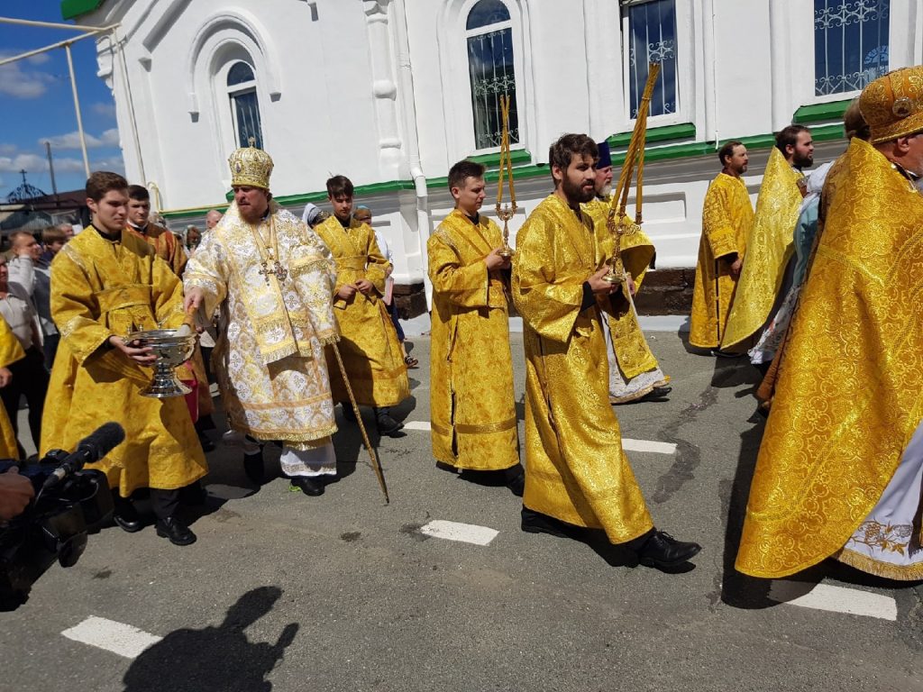 Коркинцев с престольным праздником поздравил митрополит Челябинский и Миасский
