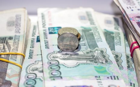 Должник из Коркино выплатил более 500 тысяч рублей