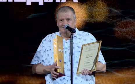 Губернатор Алексей Текслер поздравил Юрия Сейидова с высокой наградой