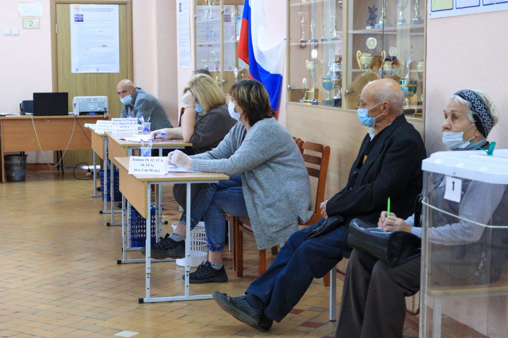 В Коркинском районе началось голосование