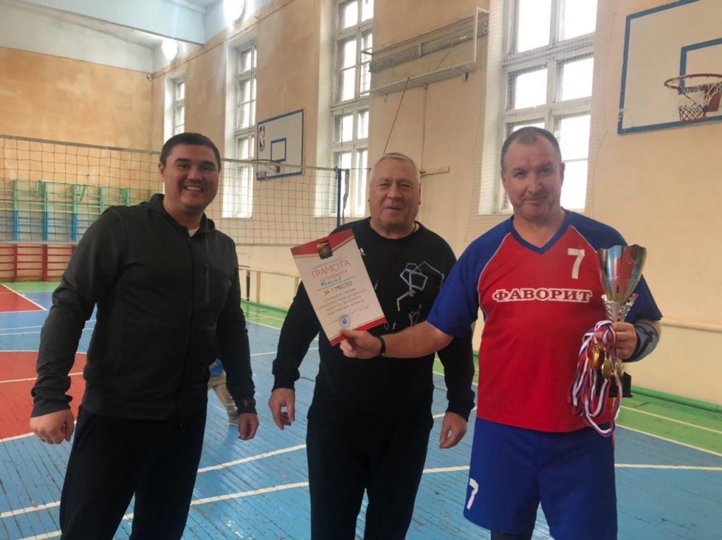 В Коркинском районе разыграли первенство по волейболу среди мужских команд