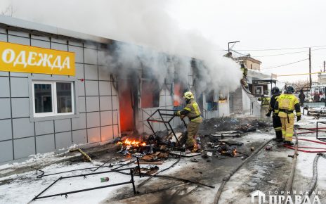 В Коркино горели торговые павильоны на городском рынке