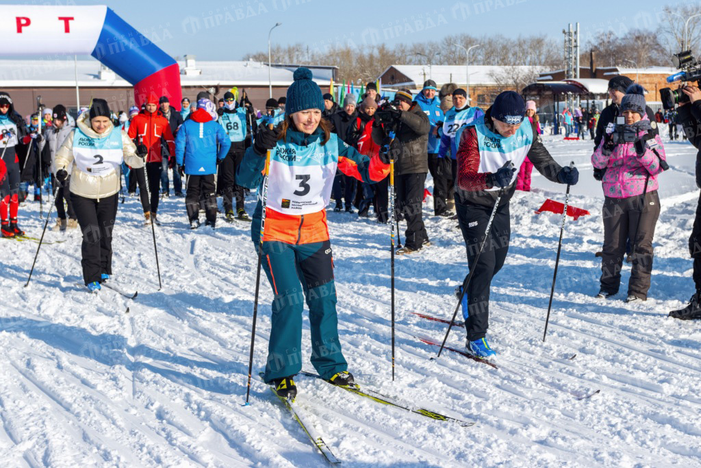 Сегодня в Коркинском районе губернатор торжественно открыл лыжную базу «Берёзка»