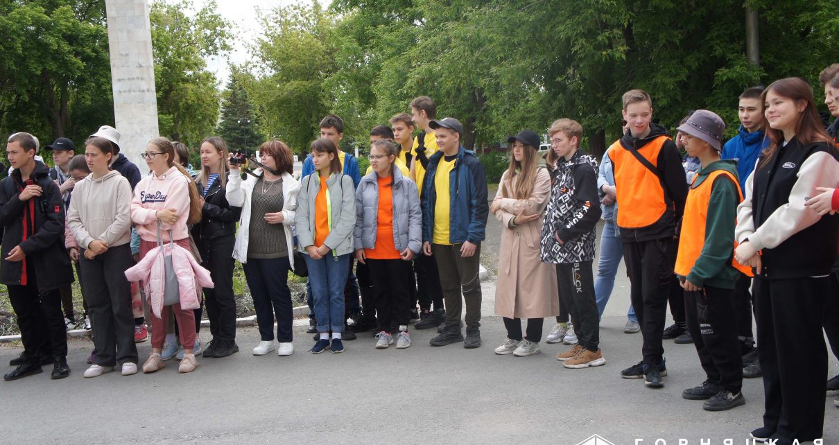 В Коркинском районе в первую смену в трудовом отряде работают 150 подростков