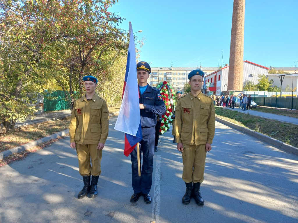  В Коркинском районе сегодня простились с гвардии рядовым Кириллом Низамутдиновым