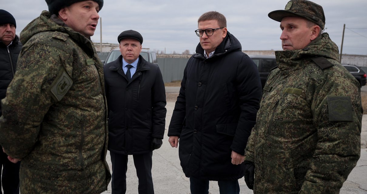 Губернатор Алексей Текслер посетил танковую дивизию Центрального военного округа в Чебаркуле