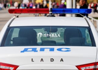 В Коркино автоледи, двигаясь задним ходом, травмировала пенсионерку