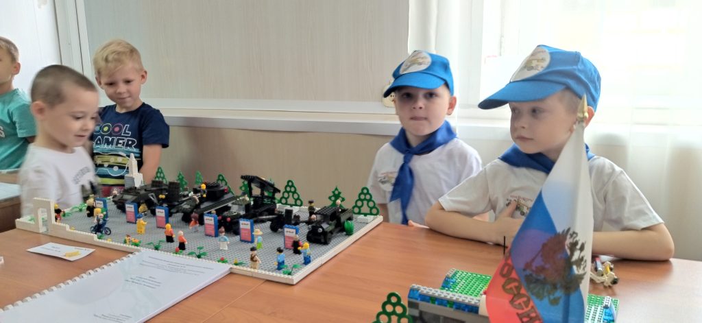 Гран-при «Лего-звёздочки-2022» завоевали Егор Борисов и Саша Шагалин