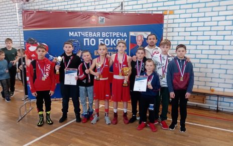 Коркинские боксёры соревновались на турнире в Еманжелинске