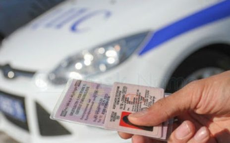 Коркинские полицейские задержали водителя, предъявившего поддельное водительское удостоверение 
