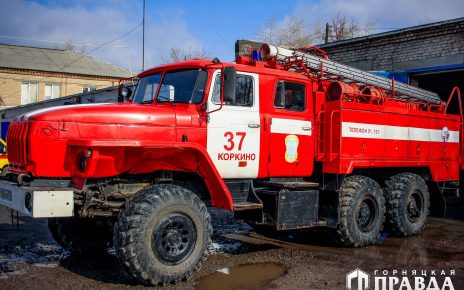 В коркинском СНТ из-за короткого замыкания вспыхнул дом