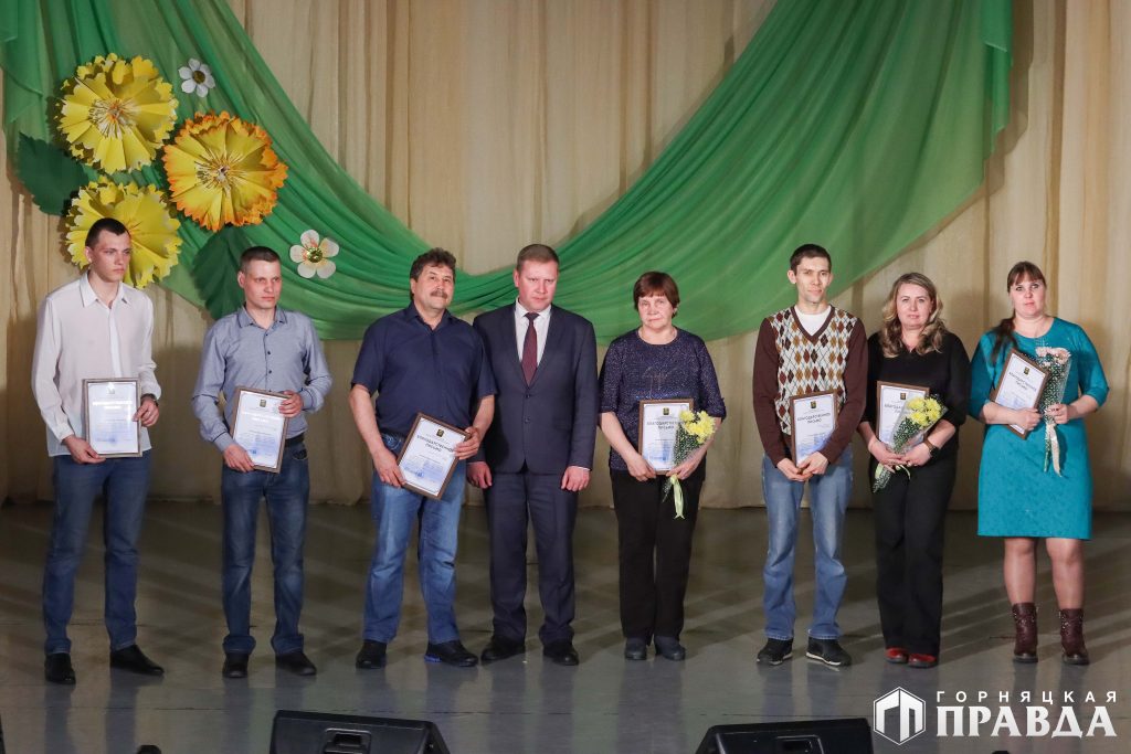 В Коркинском округе отметили труд лучших коммунальщиков     