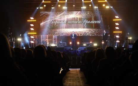 В Челябинске выступили Анита Цой, Евгений Кунгуров и Виктория Дайнеко
