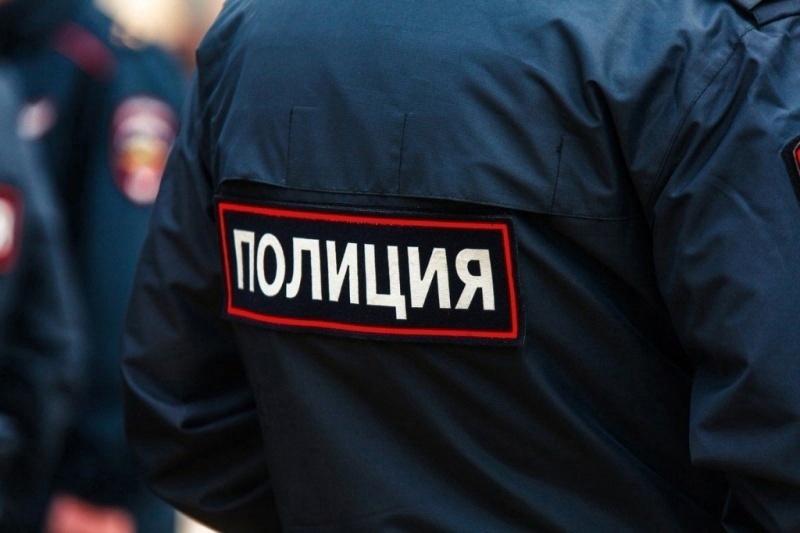 Коркинские полицейские задержали вора, укравшего имущество из частного дома