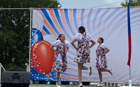 В Первомайском состоялся патриотический концерт "Zа наших!"