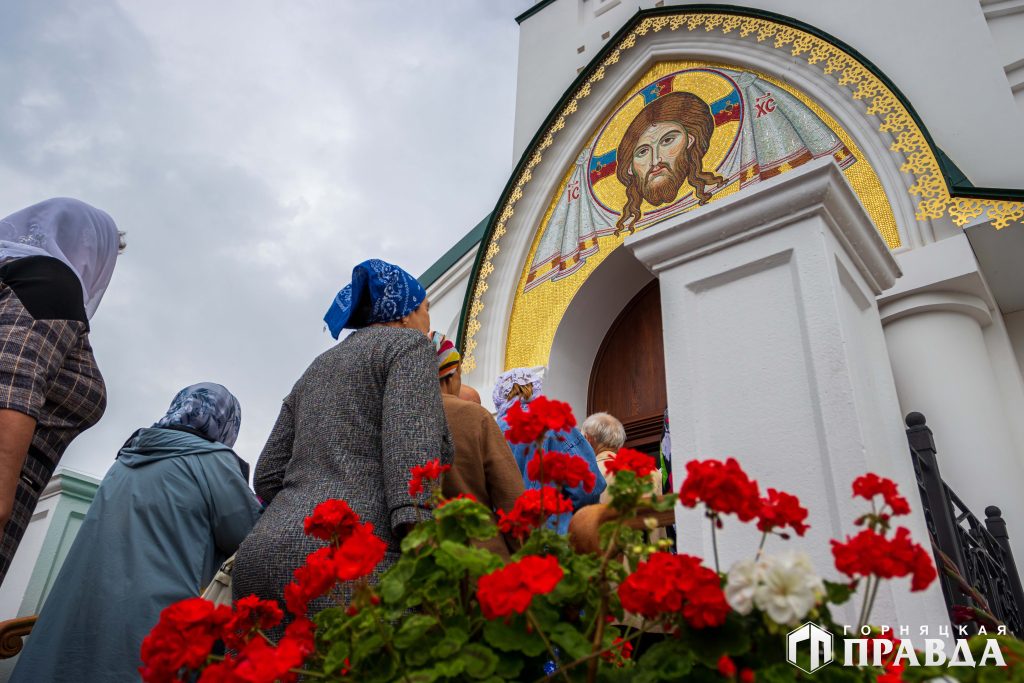 На Розе освятили православный храм в честь Пантелеимона Целителя