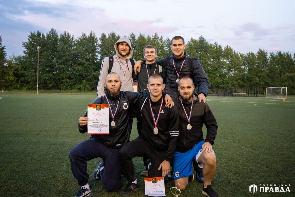 В Коркино завершился 35-й турнир по мини-футболу на призы главы округа и газеты «Горняцкая правда»