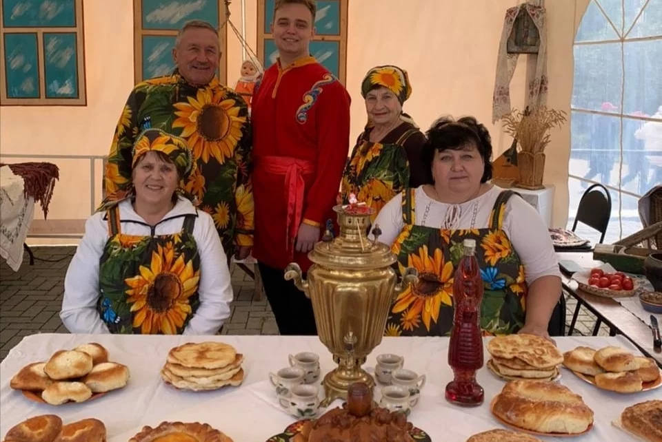 Коркинский центр представил выставку русского быта