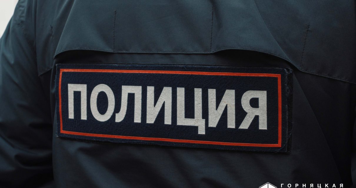 Коркинские полицейские задержали мошенника, выманившего у бабушки 145 тысяч рублей