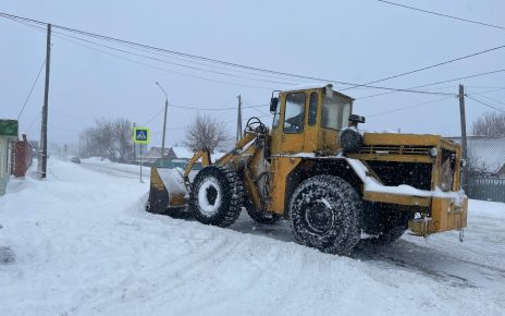 В Коркинском округе техника и сотрудники коммунальных предприятий задействованы на очистке от снега