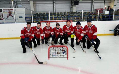Коркинский «Футболист» на турнире по хоккею на валенках на призы Законодательного Собрания «Играй по-нашему» были близки к успеху