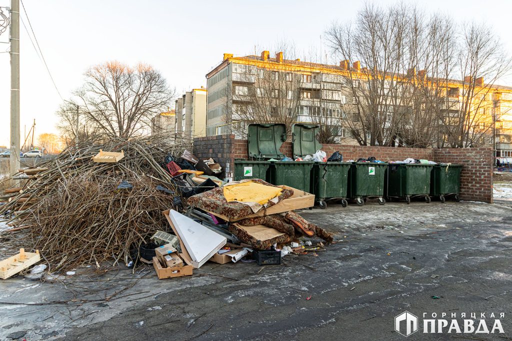 Сегодня Александр Орёл побывал на Розе, изучая посёлок