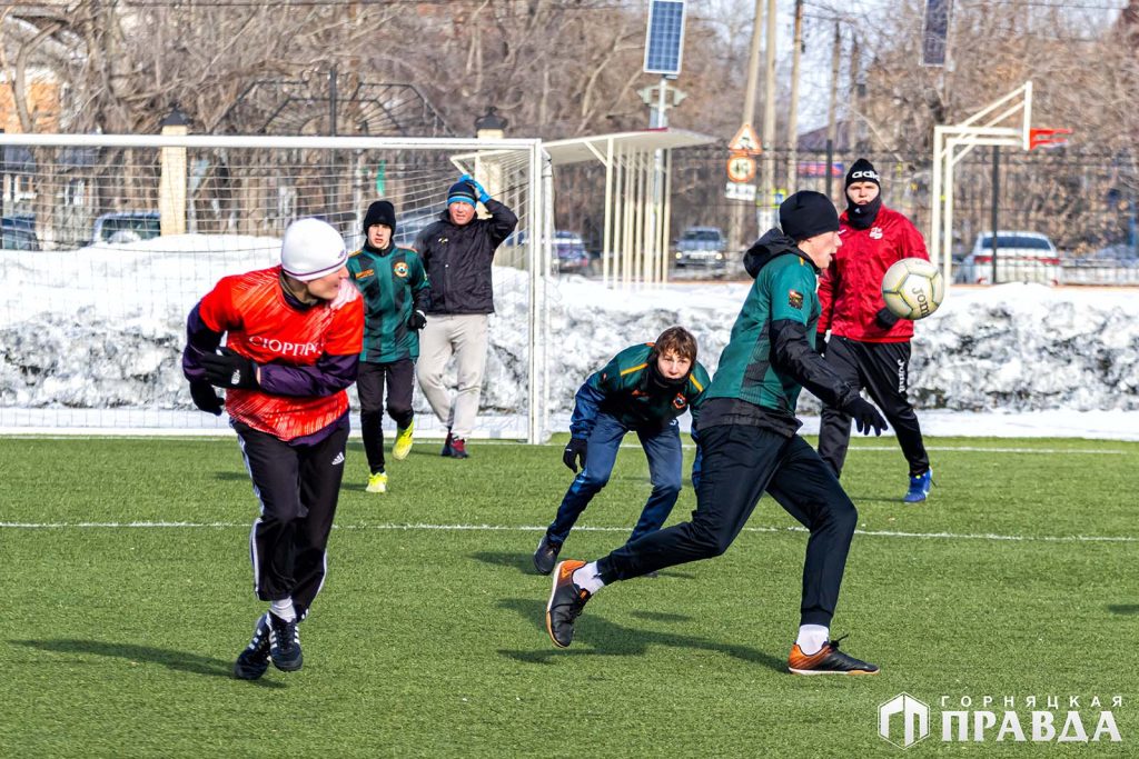 Чемпионом 44-го открытого чемпионата Коркинского округа по мини-футболу «Зимний мяч России – 2025» стал красногорский «Старт»!