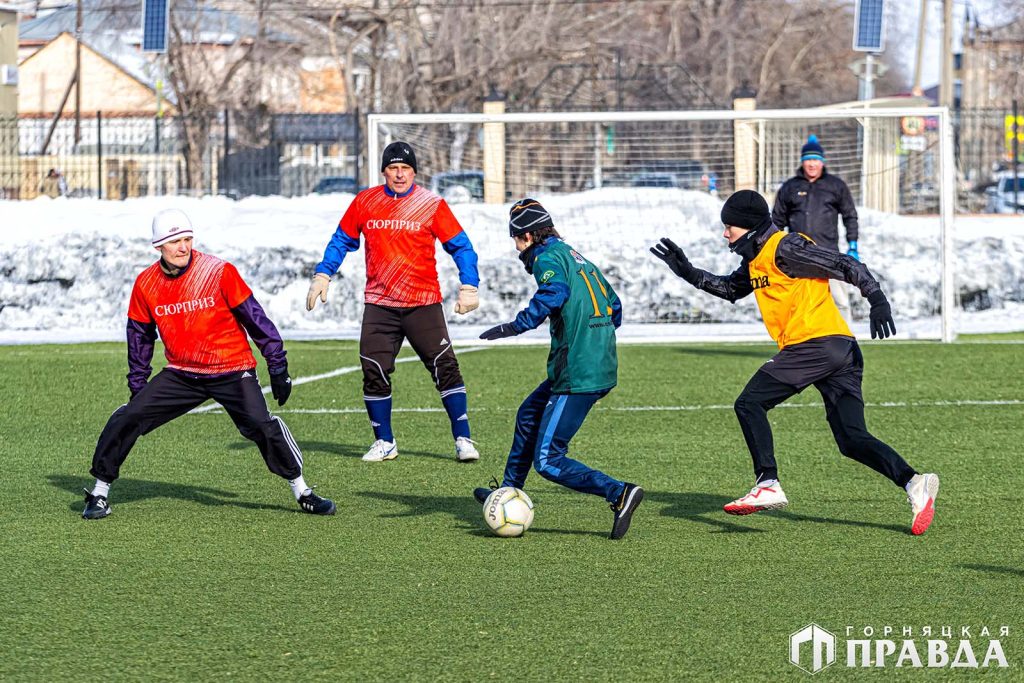 Чемпионом 44-го открытого чемпионата Коркинского округа по мини-футболу «Зимний мяч России – 2025» стал красногорский «Старт»!