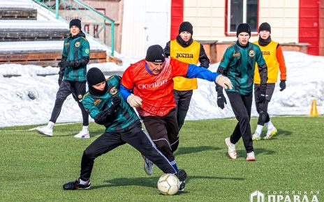 Чемпионом 44-го открытого чемпионата Коркинского округа по мини-футболу «Зимний мяч России – 2025» стал красногорский «Старт»!