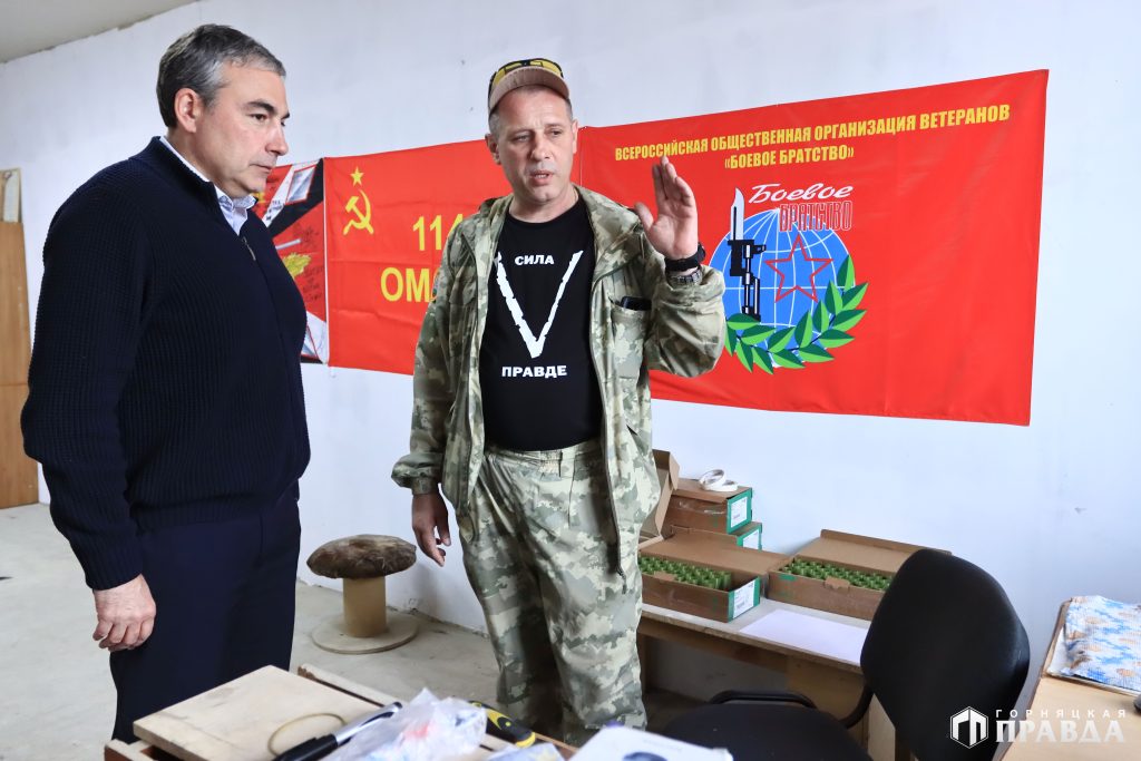 Местные волонтёры производят обвесы на дроны необходимые бойцам в зоне СВО