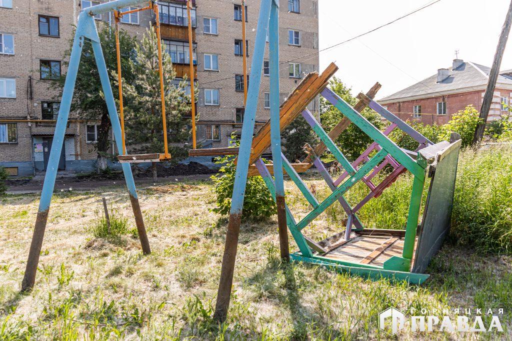 В Коркино началось благоустройство двора на улице Терешковой