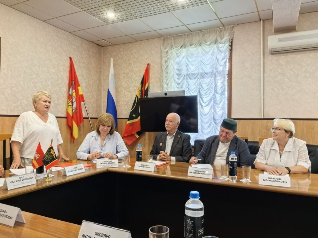 В Коркинском округе избран новый председатель Общественной палаты