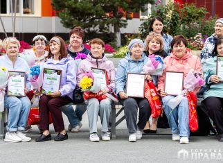 Коркинцев наградили за лучшие клумбы, дворы и подъезды
