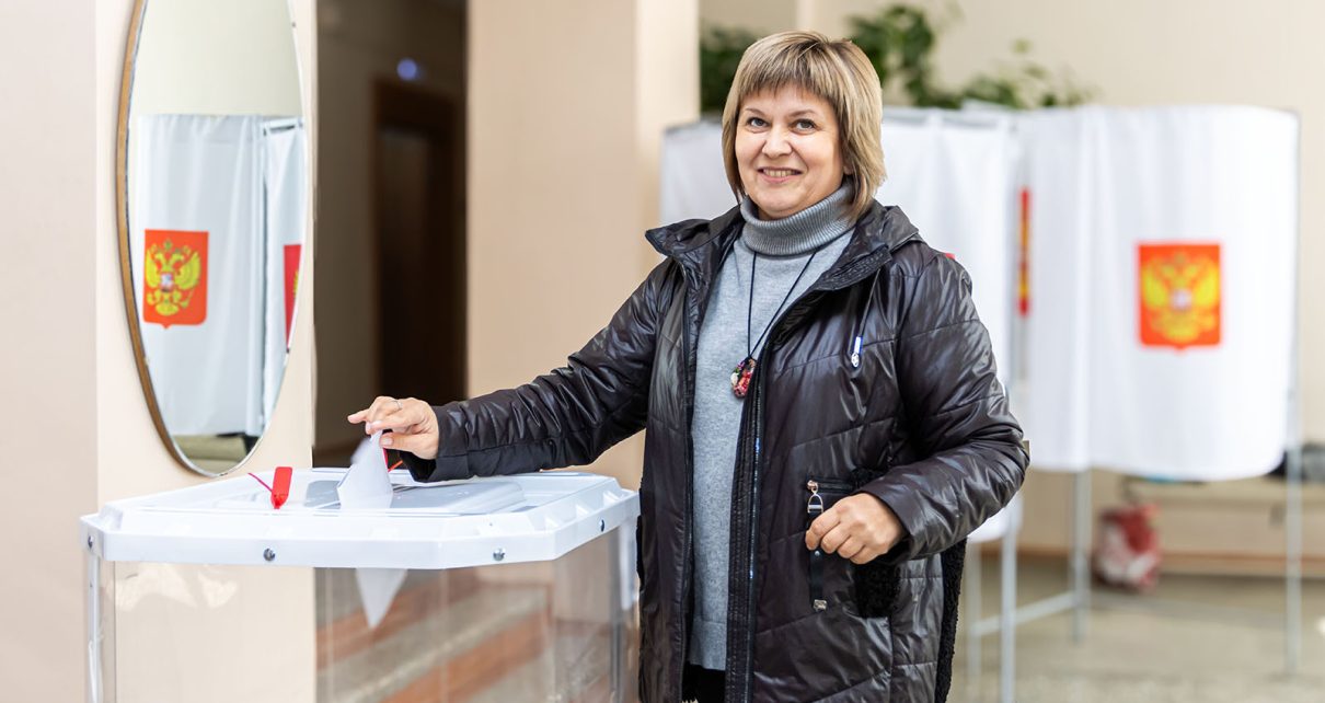 Коркинцы активно голосуют на своих участках