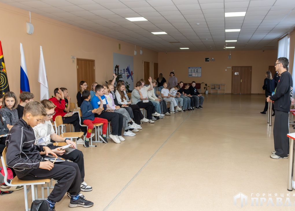 В Коркино сегодня началось обучение в школе Медной лиги КВН