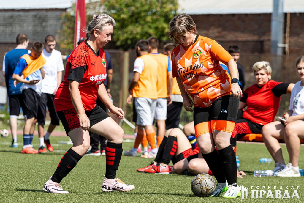 Стали известны имена чемпионов 37-го традиционного турнира по мини-футболу на призы главы Коркинского округа и газеты «Горняцкая правда»